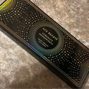 Ace Beauty Serenity eyeshadow pallet